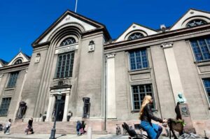 Opråb til politikerne fra Camilla Gregersen og Dansk Erhverv.